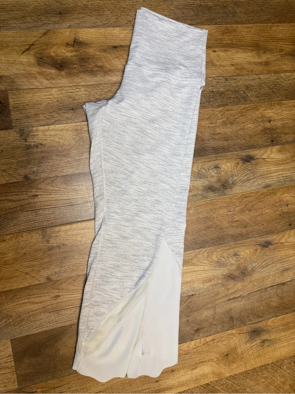 Lululemon Align Crop Leggings Scalloped Wave Hem Size 6